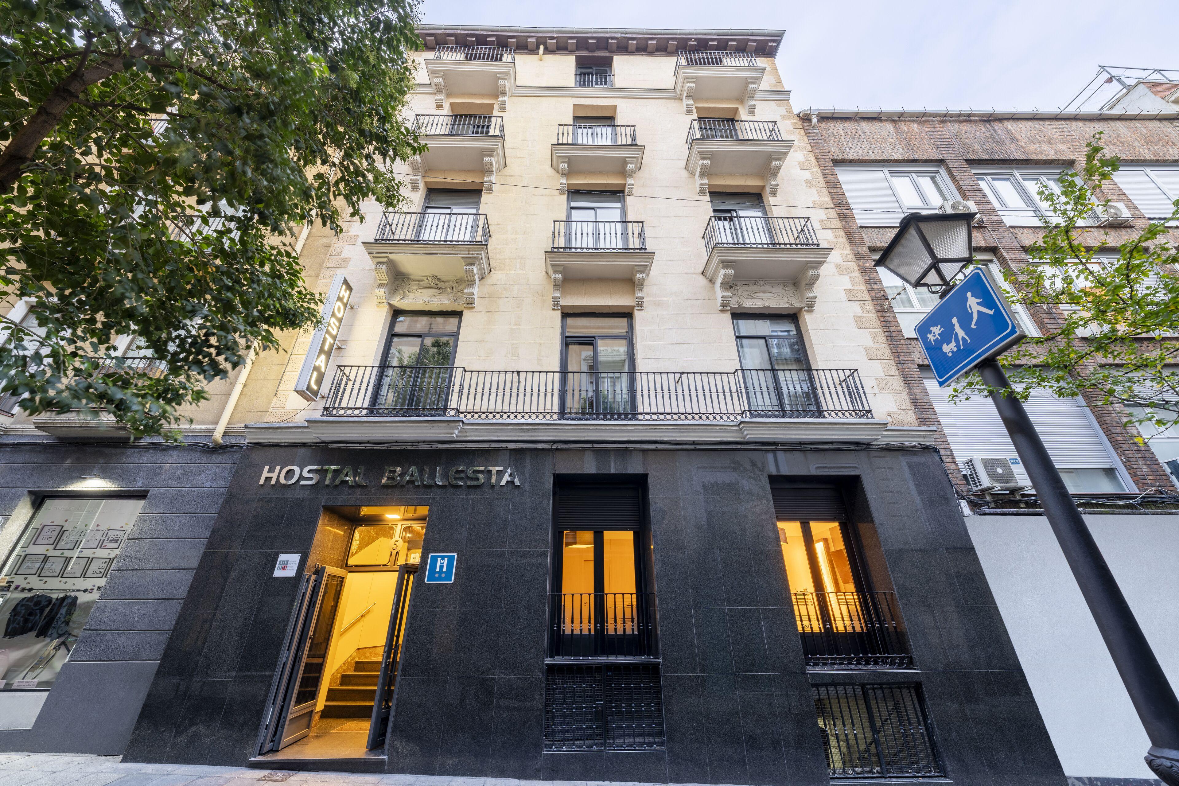 Hostal Ballesta — Foto 2